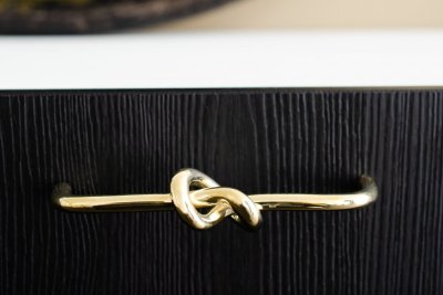 Poignée de meuble allongée Knot 128, laiton poli