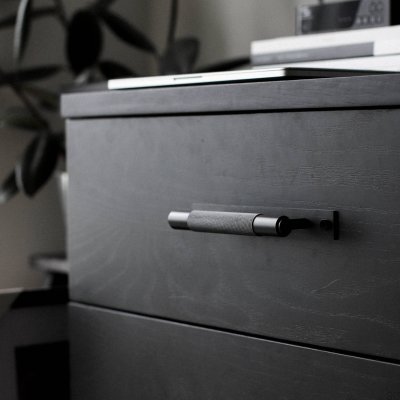 Poignée de meuble longue avec plaque transversale 125 Acier Noir