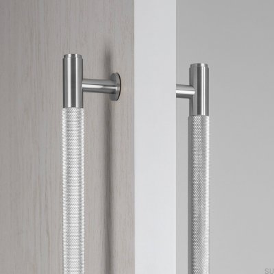 Poignée de meuble allongée double face en acier argenté Cross 225