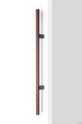 Poignée de meuble Kumo Wood Big 320 en noyer avec finition aluminium noir titane