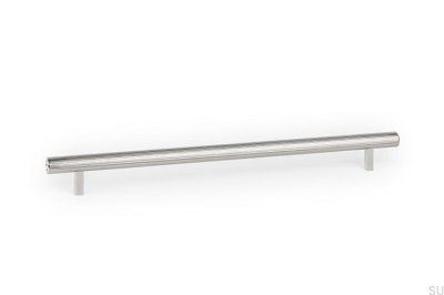 Poignée de meuble allongée Boto 320, en aluminium nickelé et poli.