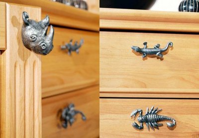 Bouton de meuble Step Scorpion Noir antique
